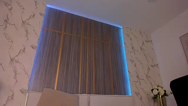 IsabellaAllen online show from May 28, 1:58 am