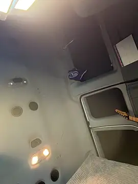 bestorbetter online show from March 30, 10:15 am