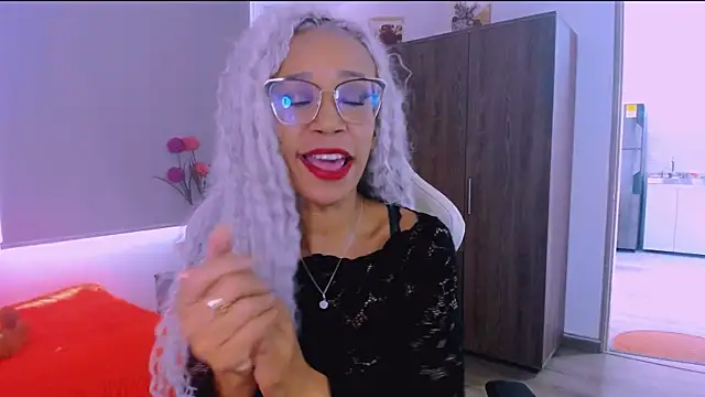 ScarlettMalbec online show from July 31, 9:05 pm
