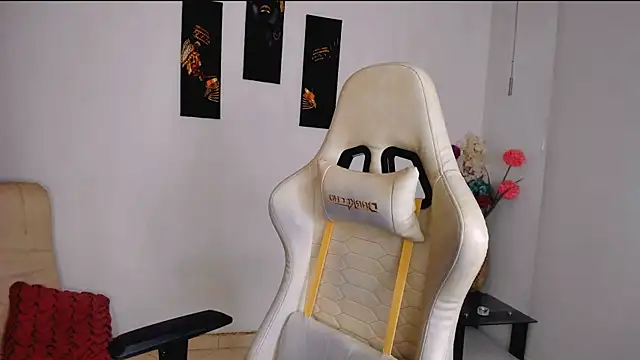 ScarlettMalbec online show from September 23, 10:52 pm