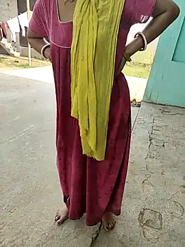 COUPLLE VILLAGE online show from April 18, 2:58 am