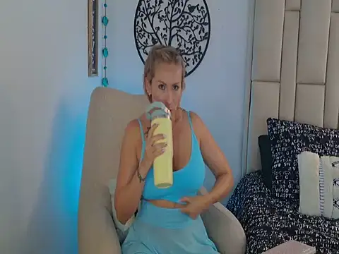 ssamanthaxmami online show from July 18, 7:38 pm