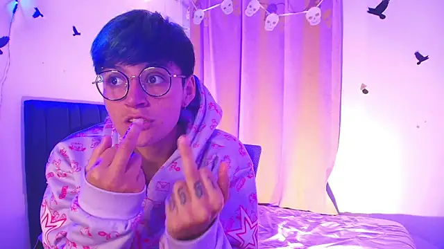 9 Fernanda 9 online show from October 21, 9:46 am