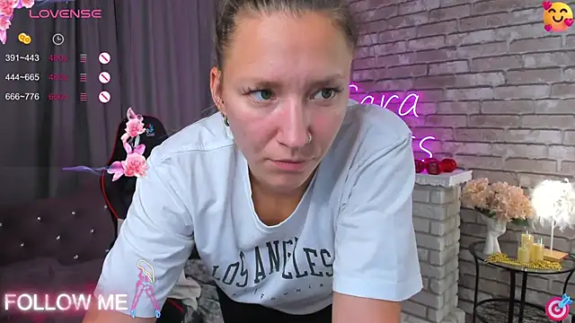 SarahCoksss online show from September 25, 12:43 am