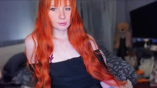 KlementinaBbG online show from March 23, 9:10 pm