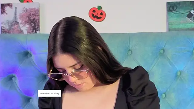 Paola Lyon  online show from November 7, 12:55 pm