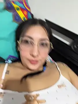 You-kitty2025 online show from May 16, 2:03 am