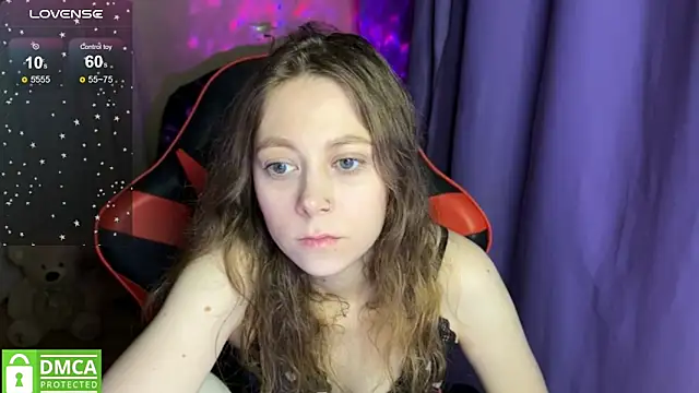 Snapshot of Natural_babe666 chatting on October 2, 12:37 am Natural babe666 online show from October 2, 12:37 am