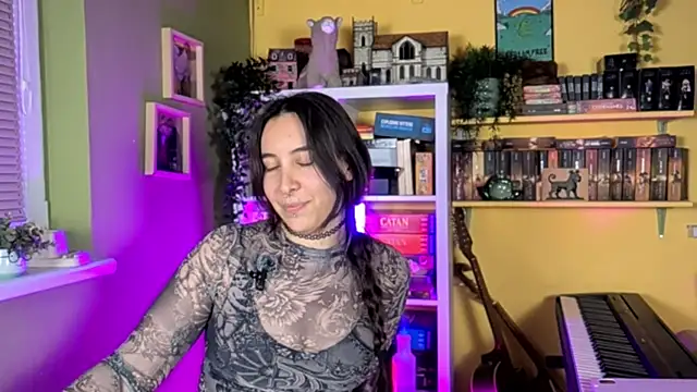 LelianaHazel online show from January 13, 4:11 pm