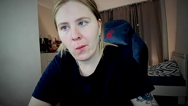 Olivia Munk online show from September 9, 4:12 am