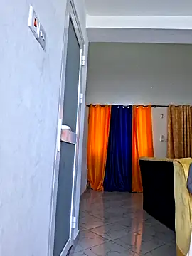 Kamdollie online show from September 25, 10:03 am