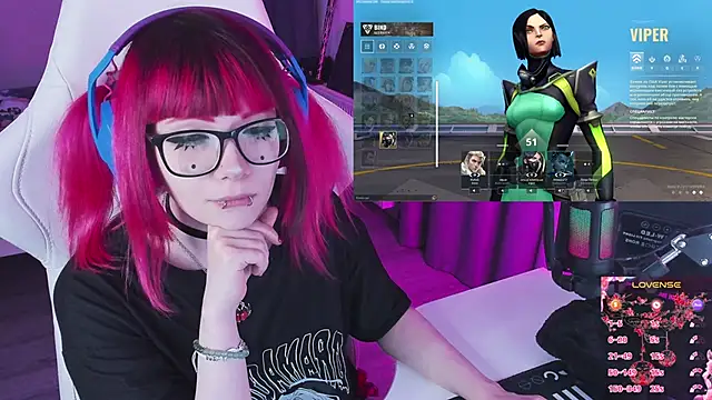 Yumi Youkai online show from March 29, 8:19 pm