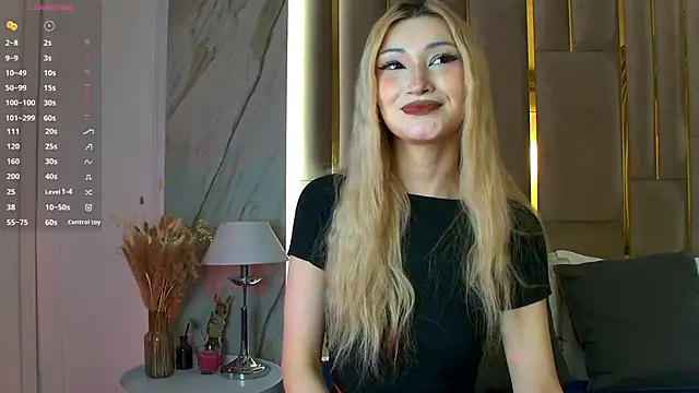 CarolReeves online show from November 15, 6:14 am