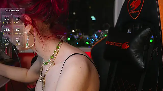 BlueCherryy online show from December 16, 6:36 pm