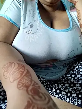 Snapshot of Seema_99 chatting on October 13, 5:54 am Seema 99 online show from October 13, 5:54 am