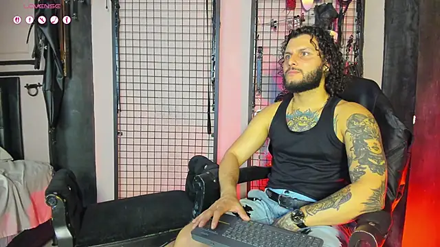 Twisted Fantasy online show from September 12, 5:30 am