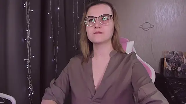 MissBrightShine online show from October 23, 10:54 am