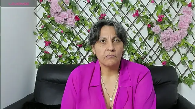 merlyna goldens online show from November 6, 12:05 am