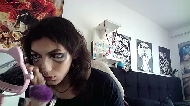 kiiler queen online show from March 15, 7:05 pm