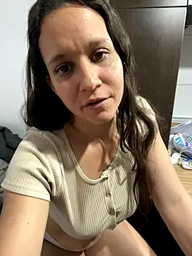 hotcookie28 online show from November 24, 8:22 pm