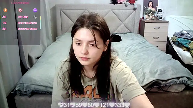 juliettkalen online show from March 30, 4:34 am