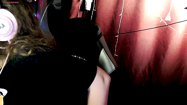 so cute777 online show from November 6, 2:17 am