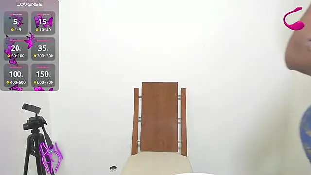 Alissamore3 online show from September 21, 10:30 pm