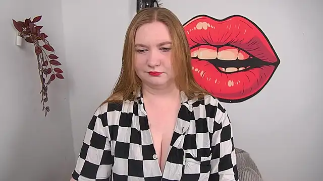 LaraDream online show from April 7, 1:57 pm