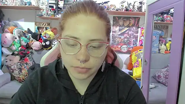 soficammy online show from April 18, 10:20 pm